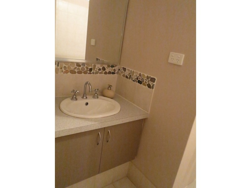 6B Judges Gardens, Leda WA 6170