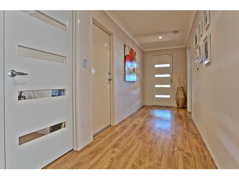 4 Mariposa Boulevard, Secret Harbour WA 6173