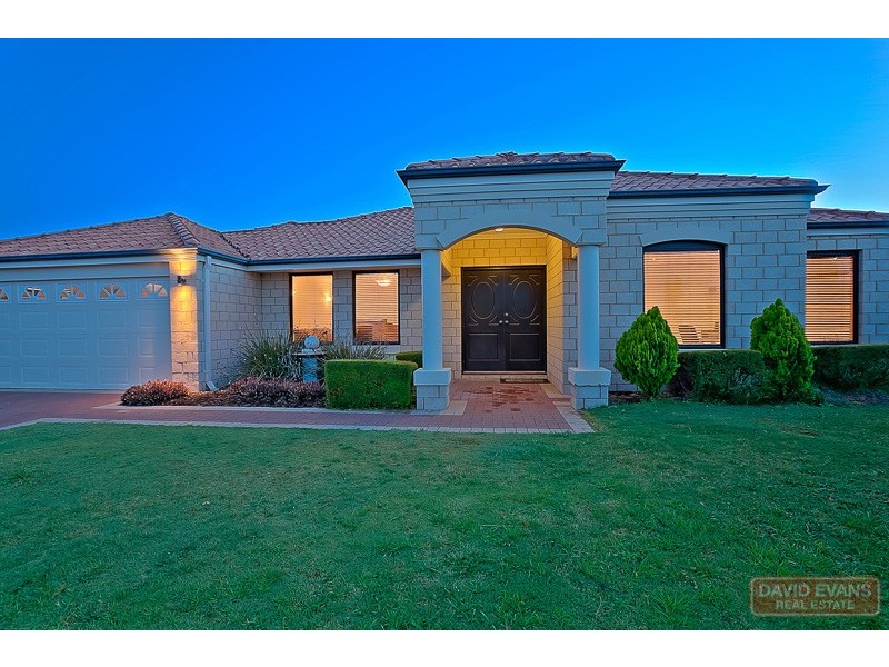 18 Tillery Way, Secret Harbour WA 6173