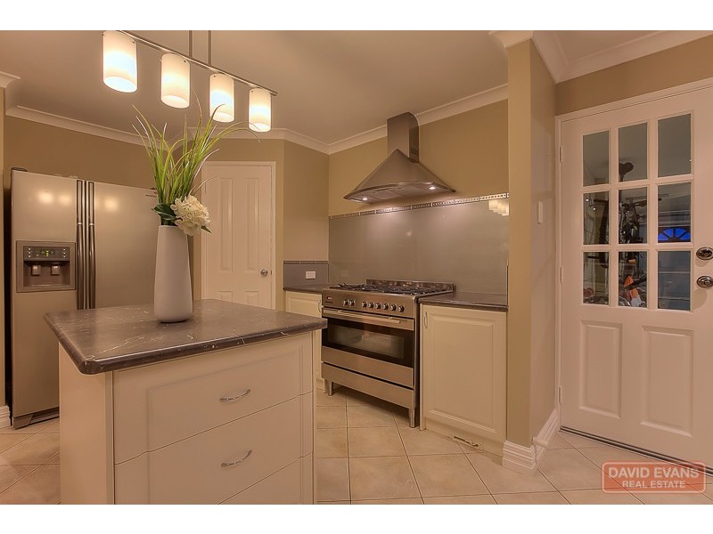 18 Tillery Way, Secret Harbour WA 6173