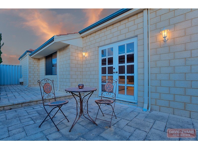 18 Tillery Way, Secret Harbour WA 6173