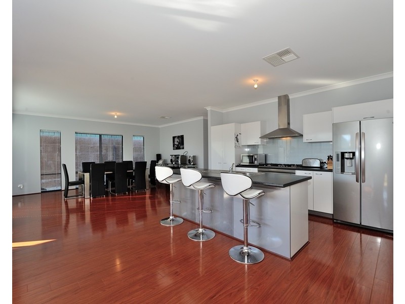 7 State Place, Baldivis WA 6171