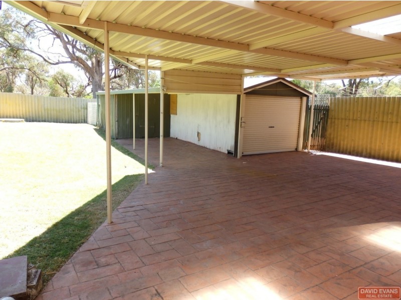 94 Calume Street, Hillman WA 6168