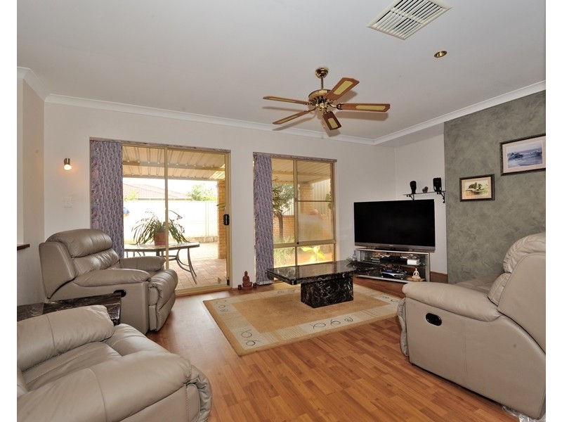 4 Cutlass Place, Safety Bay WA 6169