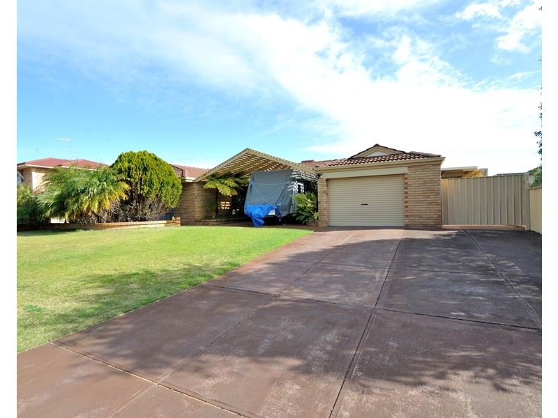 4 Cutlass Place, Safety Bay WA 6169