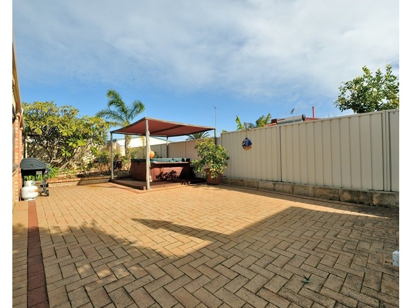 4 Cutlass Place, Safety Bay WA 6169