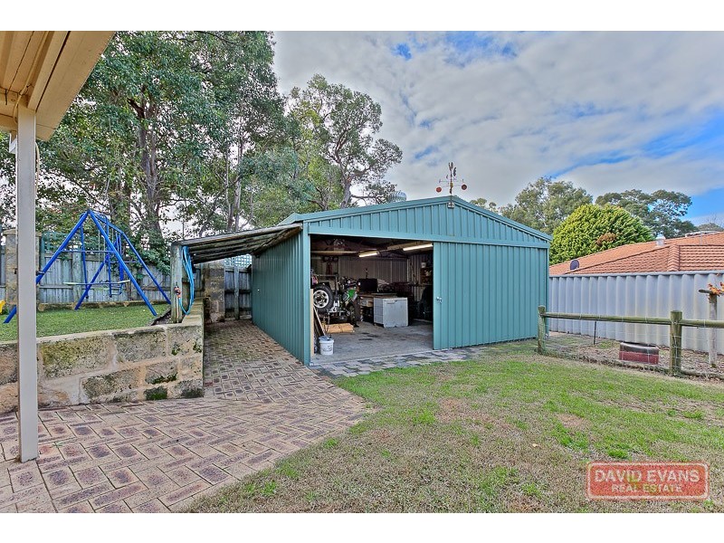 28 Judges Gardens, Leda WA 6170