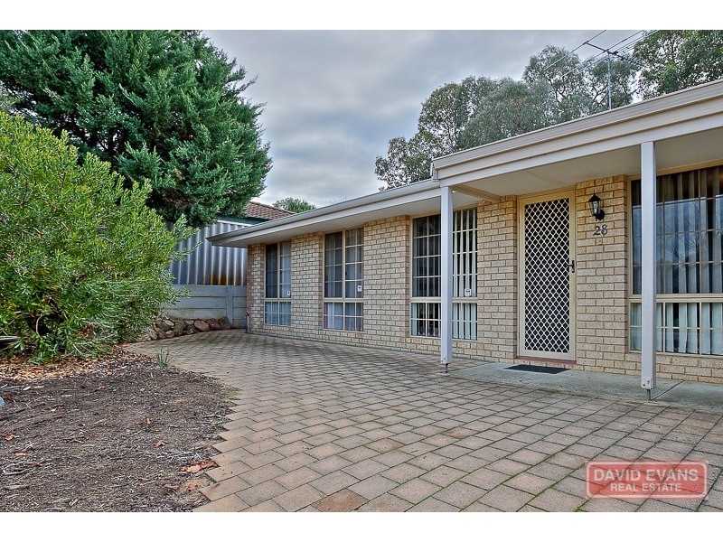 28 Judges Gardens, Leda WA 6170