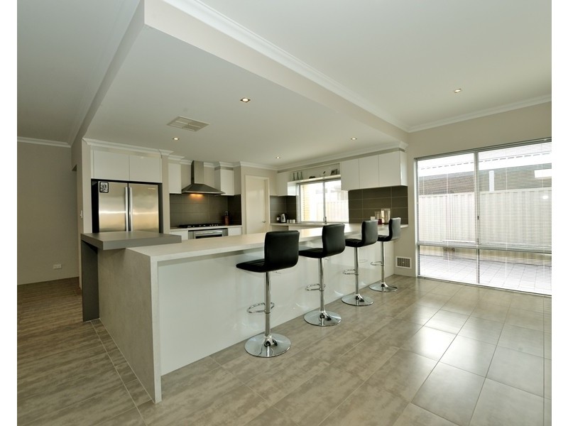6 Pavonia Parade, Baldivis WA 6171