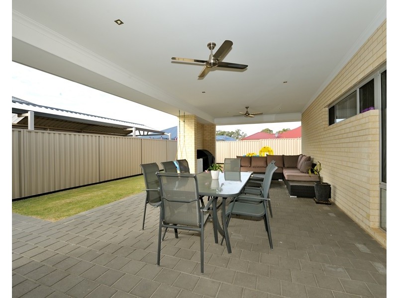 6 Pavonia Parade, Baldivis WA 6171