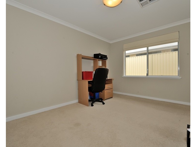 6 Remembrance Drive, Baldivis WA 6171