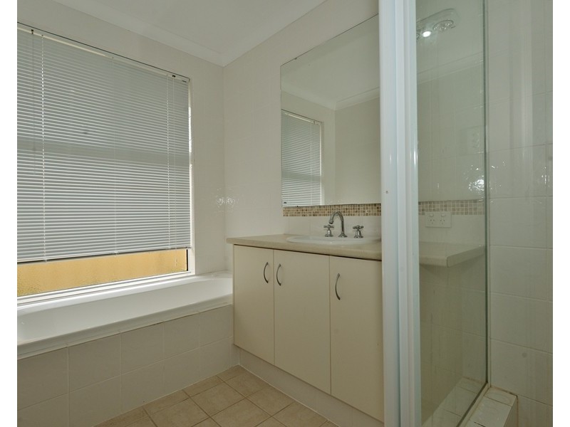 6 Remembrance Drive, Baldivis WA 6171