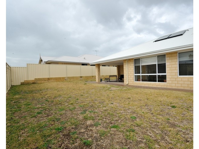 6 Remembrance Drive, Baldivis WA 6171