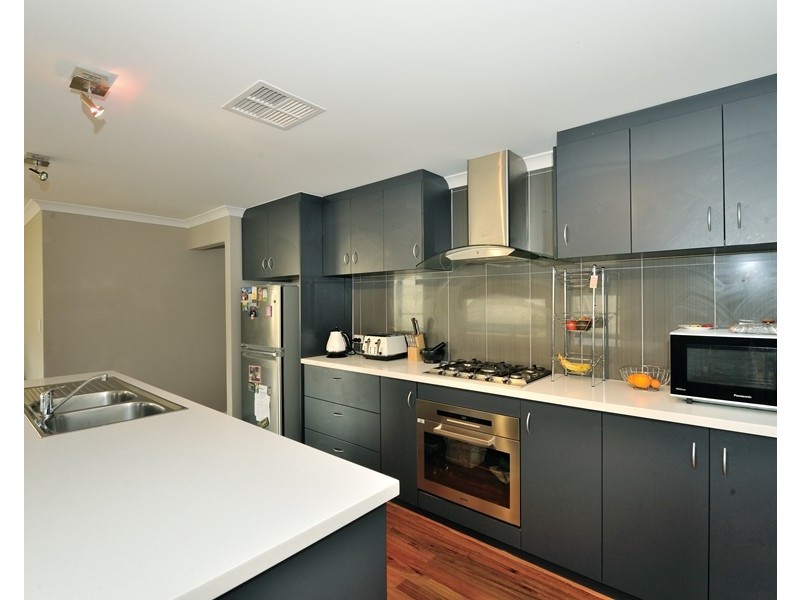 6 Remembrance Drive, Baldivis WA 6171