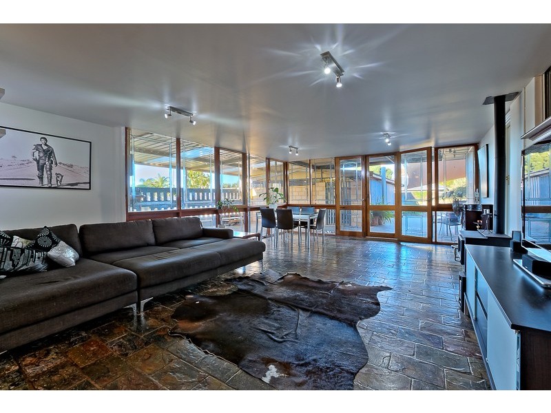 2 Gosforth Court, Safety Bay WA 6169