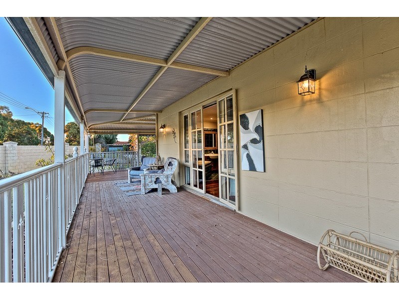 2 Gosforth Court, Safety Bay WA 6169