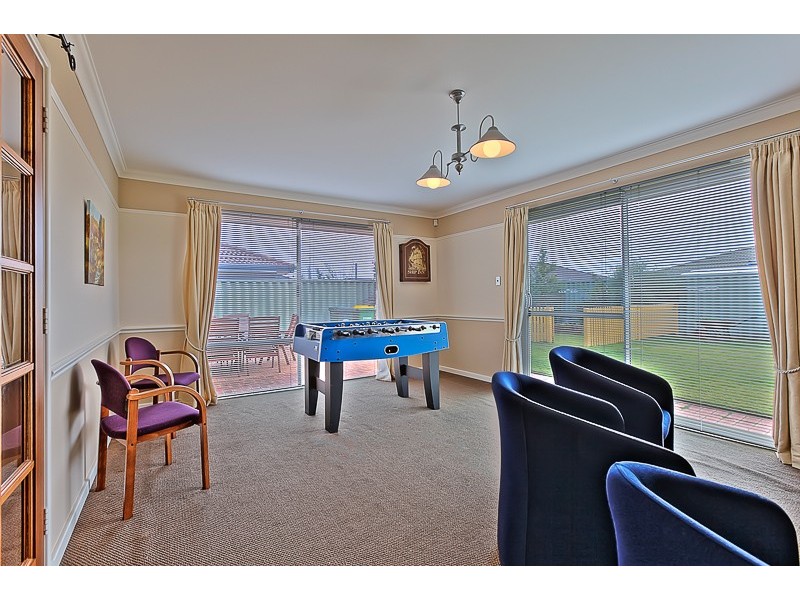 17 Pastrana Crescent, Port Kennedy WA 6172