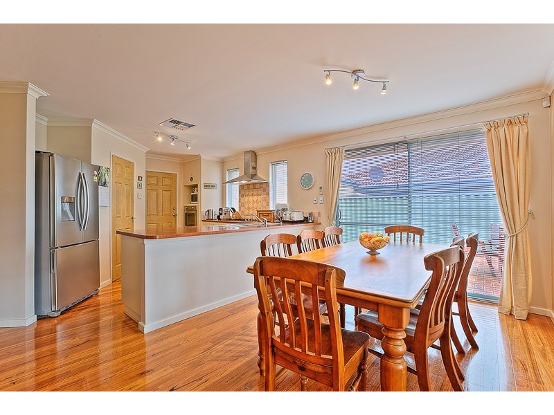 17 Pastrana Crescent, Port Kennedy WA 6172