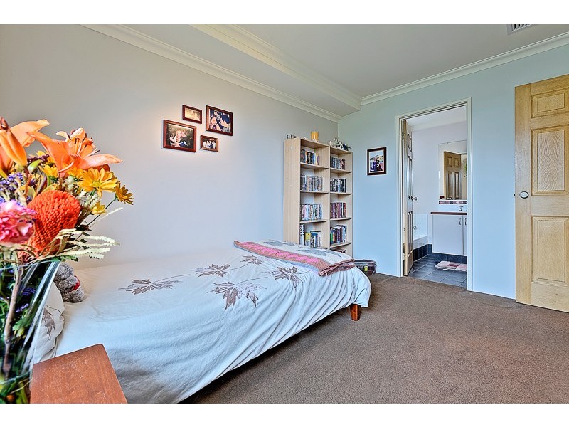 17 Pastrana Crescent, Port Kennedy WA 6172
