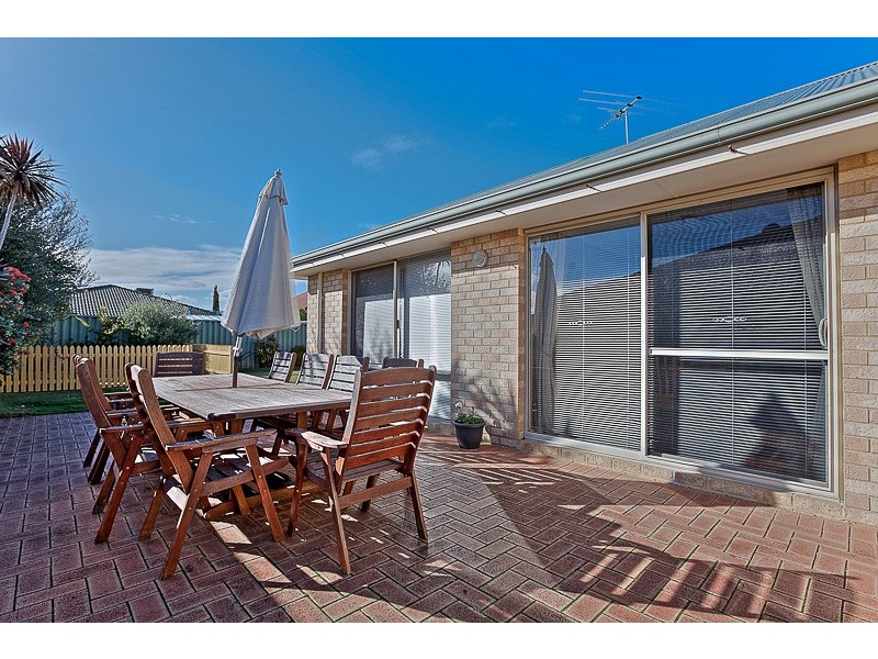 17 Pastrana Crescent, Port Kennedy WA 6172