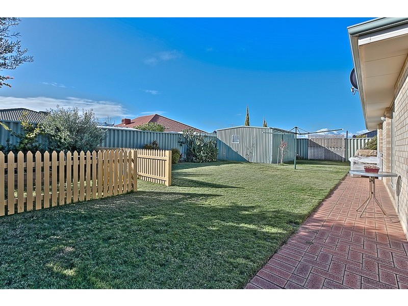 17 Pastrana Crescent, Port Kennedy WA 6172