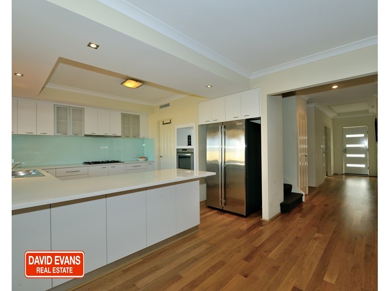 83 Greeson Parkway, Secret Harbour WA 6173