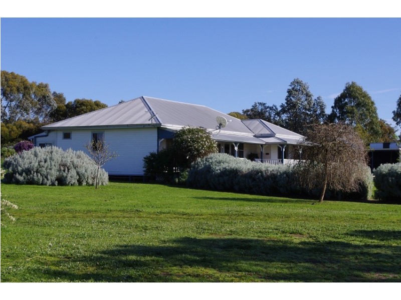 Lot 354 Red Gum Pass Road, Kendenup WA 6323