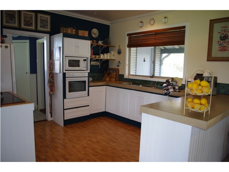 Lot 354 Red Gum Pass Road, Kendenup WA 6323