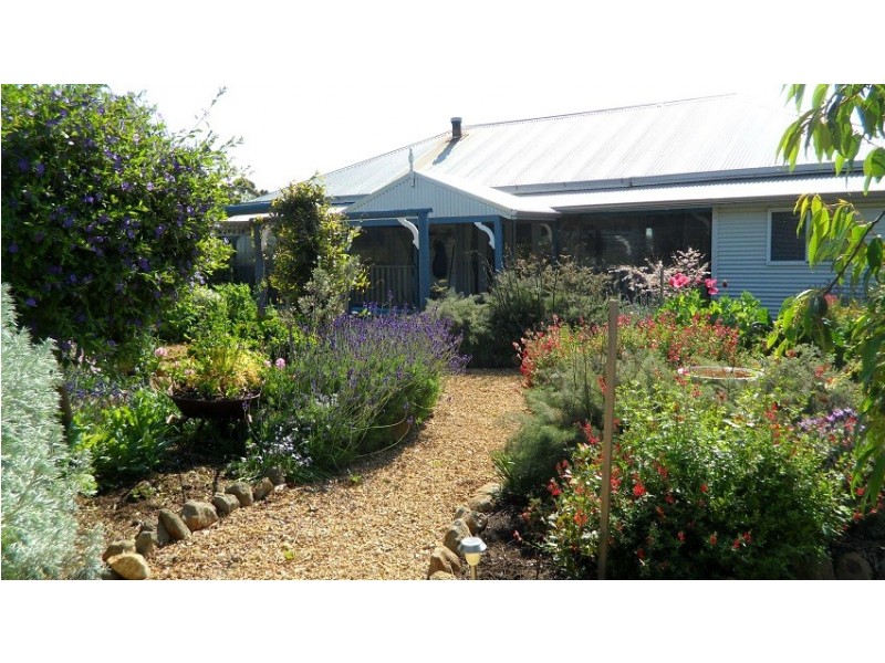 Lot 354 Red Gum Pass Road, Kendenup WA 6323