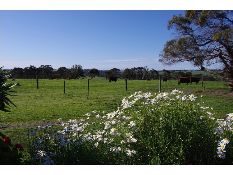 Lot 354 Red Gum Pass Road, Kendenup WA 6323