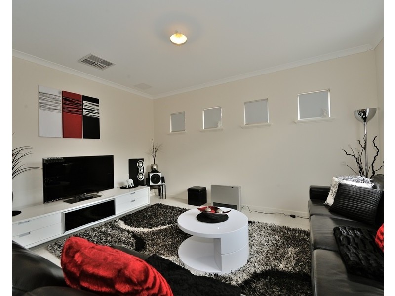 4 Newby Court, Waikiki WA 6169