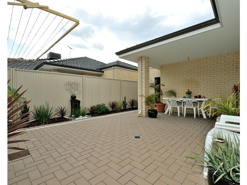 4 Newby Court, Waikiki WA 6169