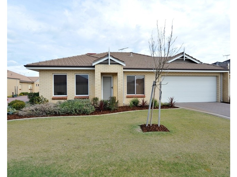 4 Newby Court, Waikiki WA 6169