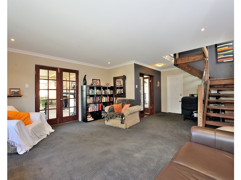 19 Ninda Road, Shoalwater WA 6169