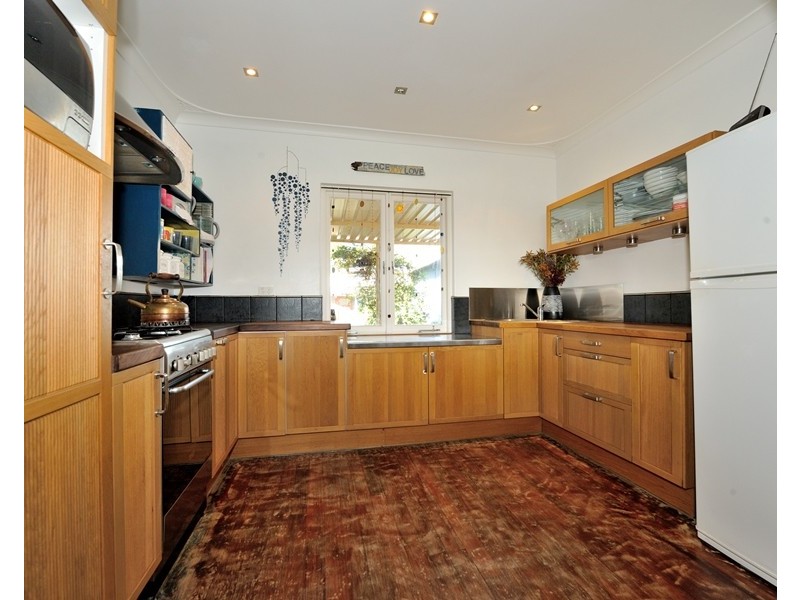 19 Ninda Road, Shoalwater WA 6169