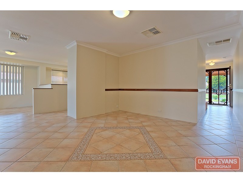 7 Summerlea Avenue, Meadow Springs WA 6210