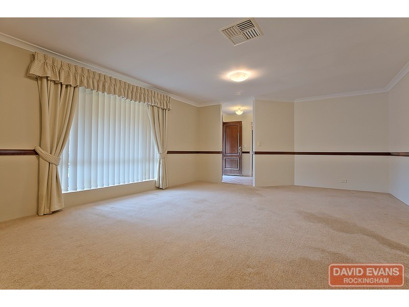 7 Summerlea Avenue, Meadow Springs WA 6210