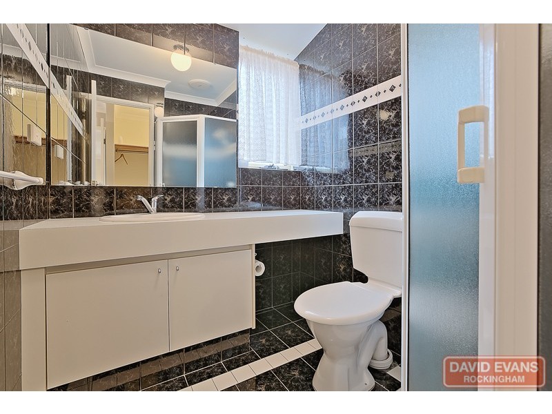 7 Summerlea Avenue, Meadow Springs WA 6210