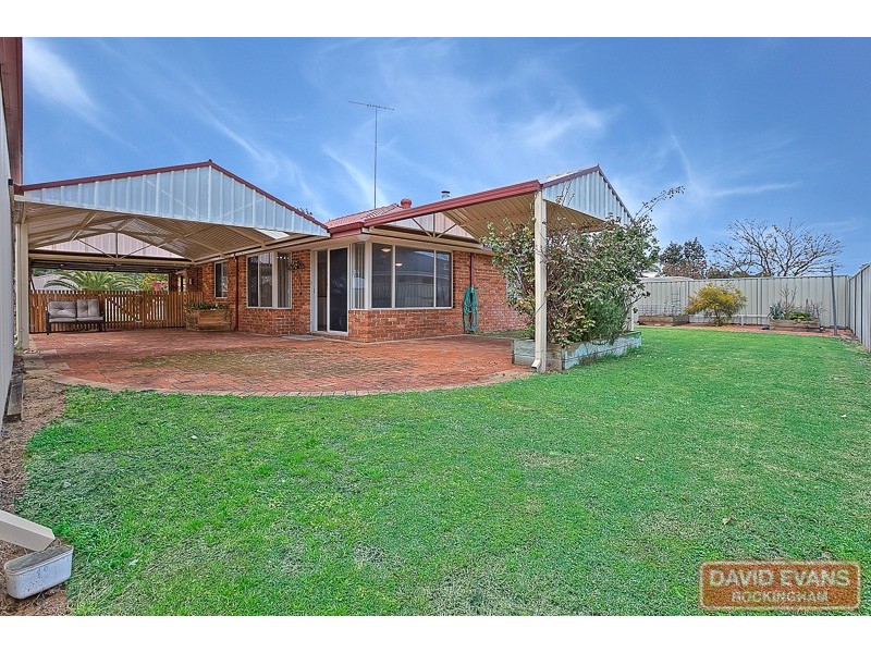 7 Summerlea Avenue, Meadow Springs WA 6210