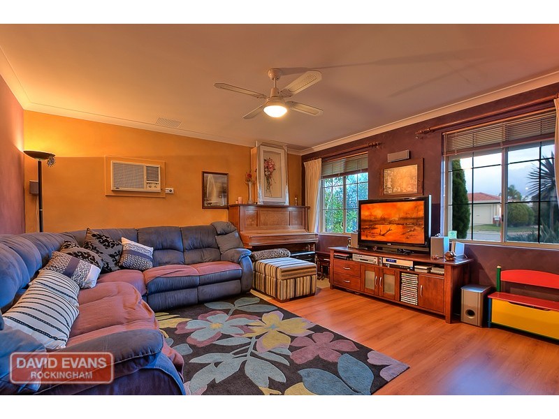 5 Traine Close, Waikiki WA 6169