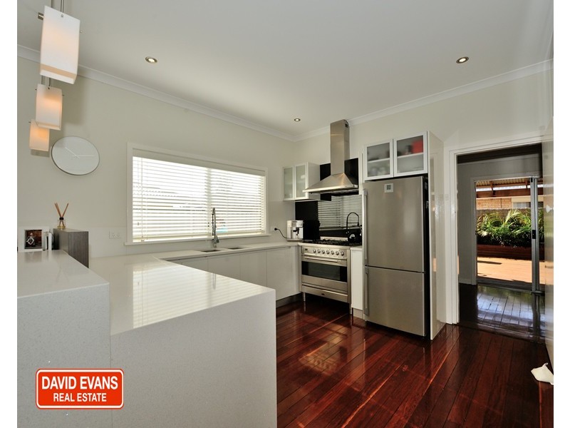 42A McKenzie Road, Shoalwater WA 6169