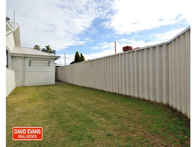 42A McKenzie Road, Shoalwater WA 6169