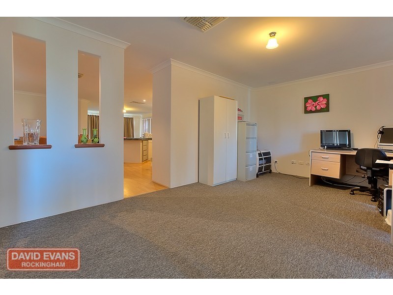 19 Mauritius Court, Waikiki WA 6169