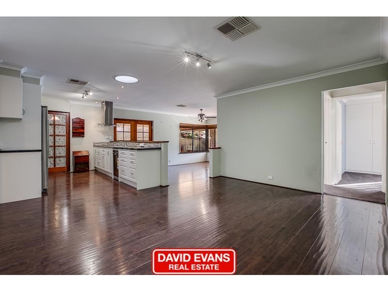 84 June Road, Safety Bay WA 6169