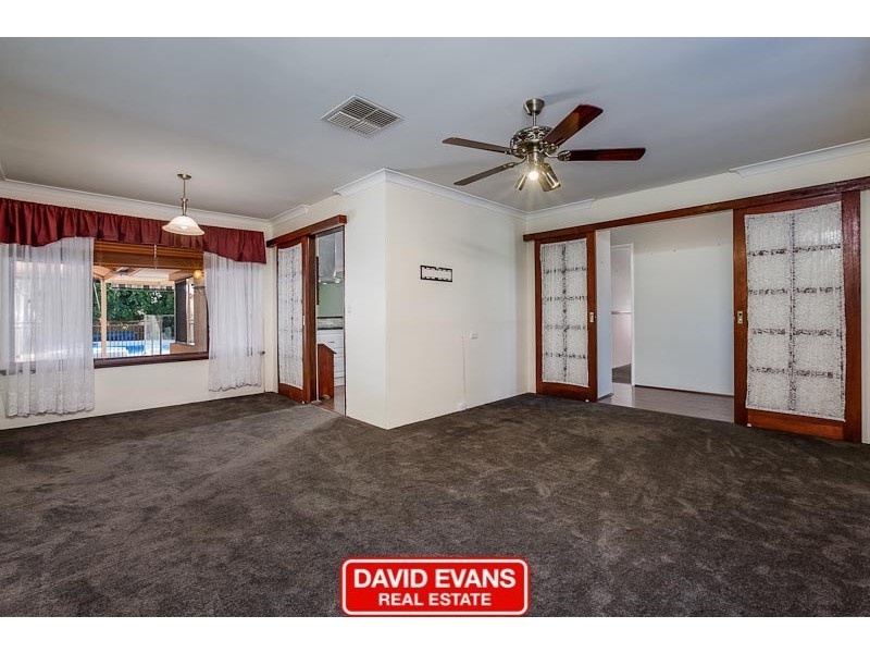 84 June Road, Safety Bay WA 6169