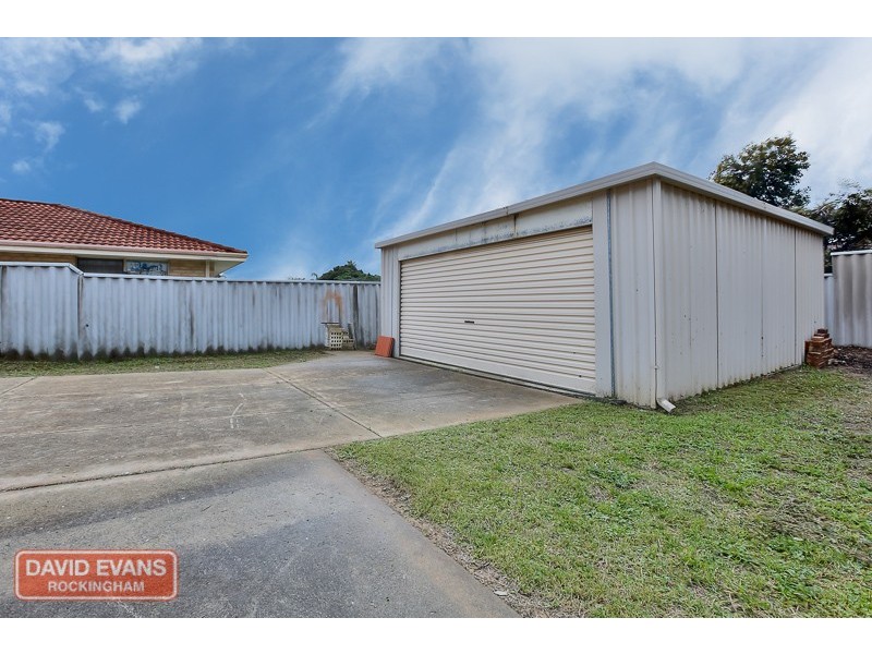 55 Inverness Drive, Meadow Springs WA 6210