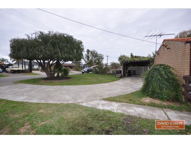 6 Athena Court, Cooloongup WA 6168