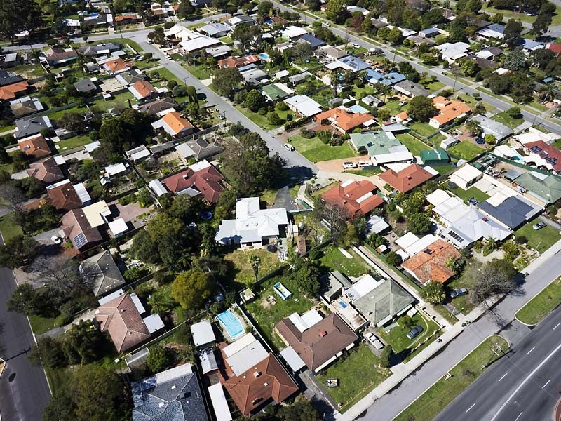 19 Earls Court, Thornlie WA 6108