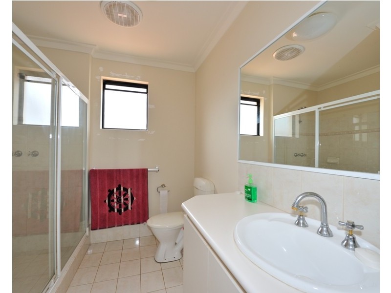 2 Jets Place, Port Kennedy WA 6172