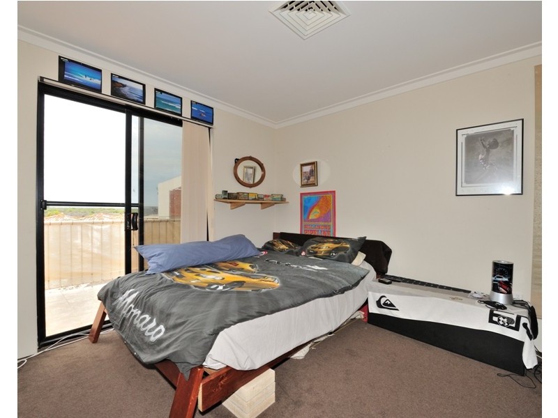 2 Jets Place, Port Kennedy WA 6172